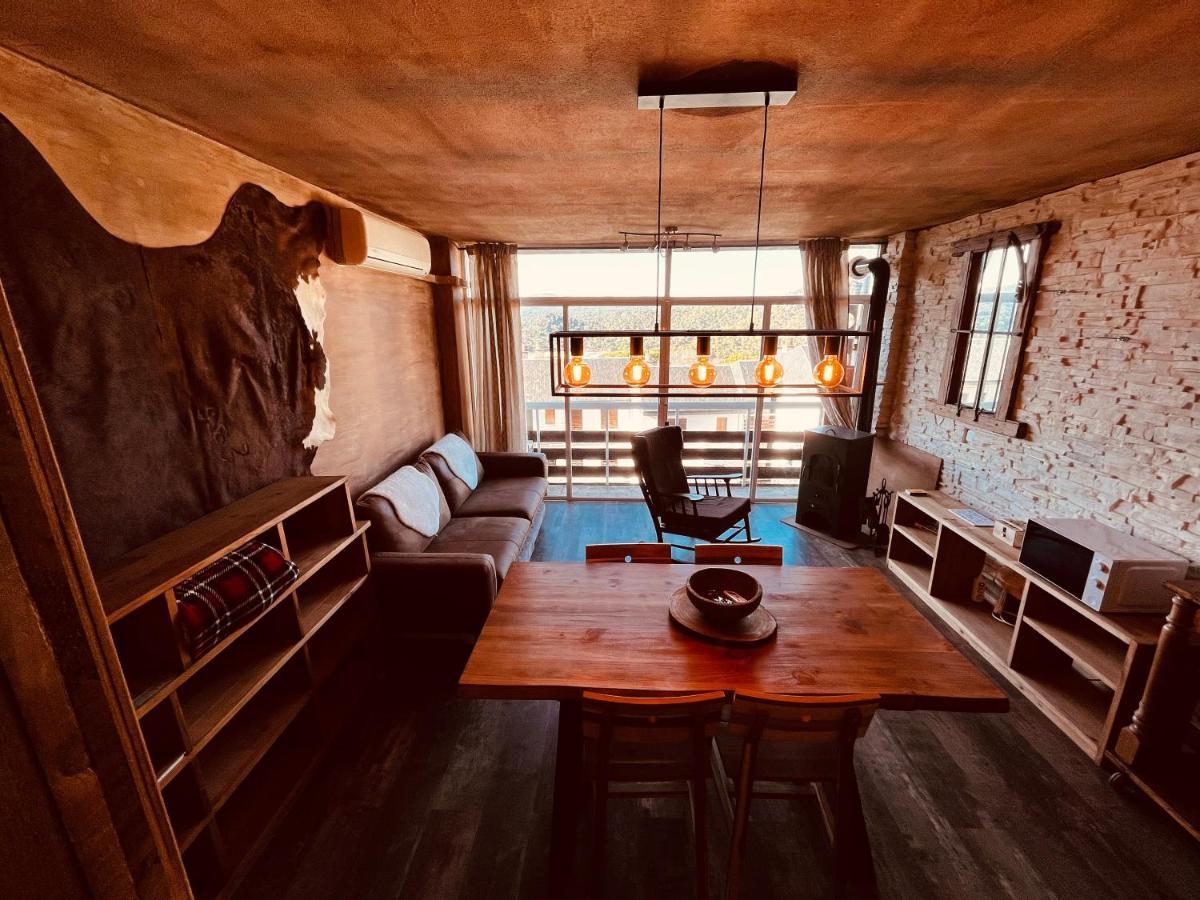 شقة Old West House Pantano De San Juan San Martín de Valdeiglesias المظهر الخارجي الصورة