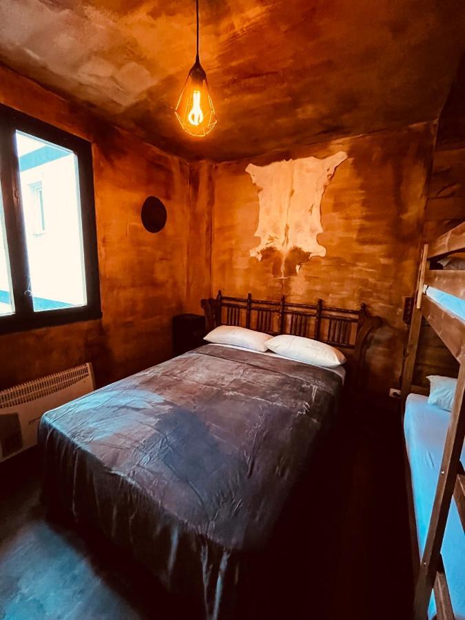 شقة Old West House Pantano De San Juan San Martín de Valdeiglesias المظهر الخارجي الصورة