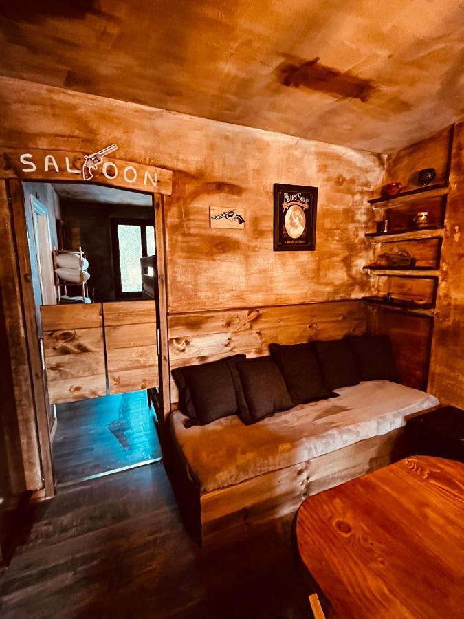 شقة Old West House Pantano De San Juan San Martín de Valdeiglesias المظهر الخارجي الصورة